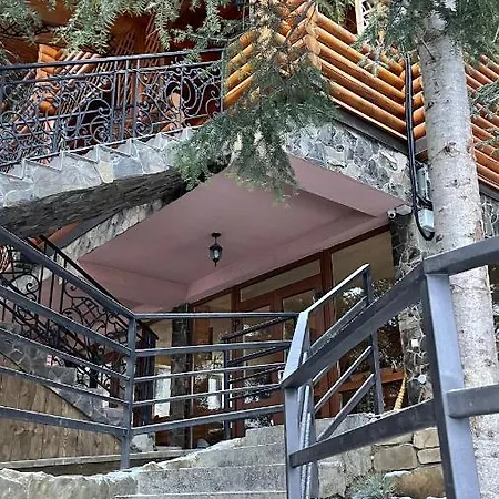 Holiday home Forest House Migovo