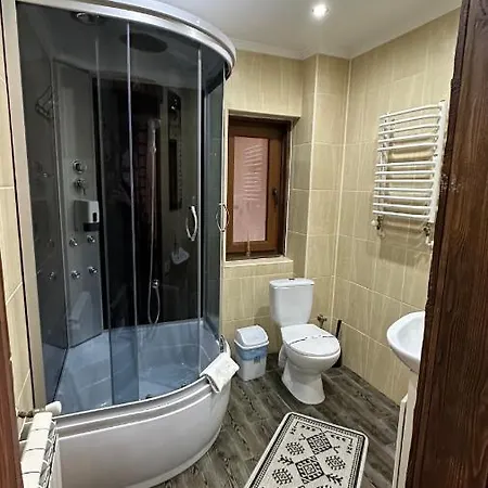 Holiday home Forest House Migovo