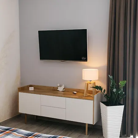 Forest House Holiday home Migovo