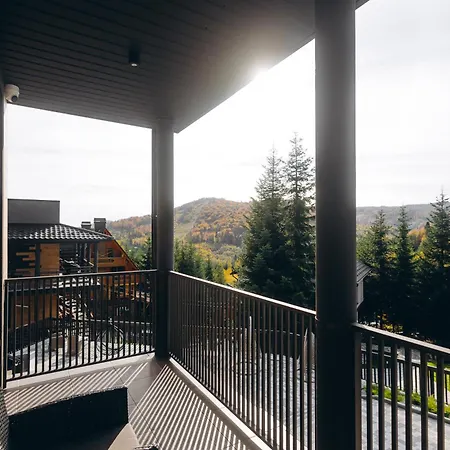 Feriehus Forest House Myhove
