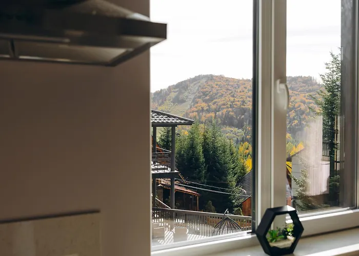 Forest House * Migovo