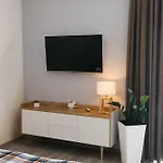 Forest House 別荘 ミホヴォ