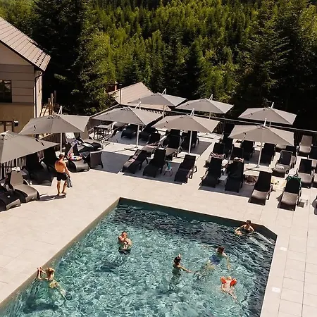 Forest House * 米戈韦